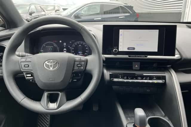 Toyota C-HR (2024) thumbnail 25