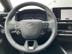 Toyota C-HR (2024) thumbnail 26