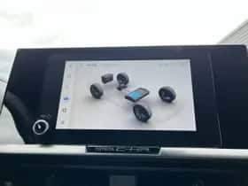Toyota C-HR (2024) thumbnail 28