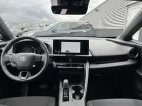 Toyota C-HR (2024) thumbnail 7