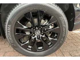 Toyota RAV4 (2023) thumbnail 11