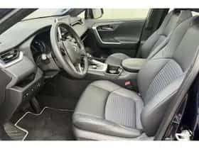 Toyota RAV4 (2023) thumbnail 6