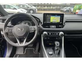 Toyota RAV4 (2023) thumbnail 7