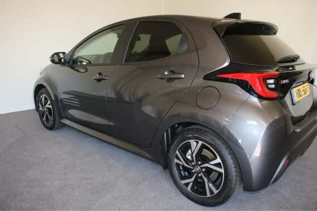 Toyota Yaris (2025) thumbnail 13
