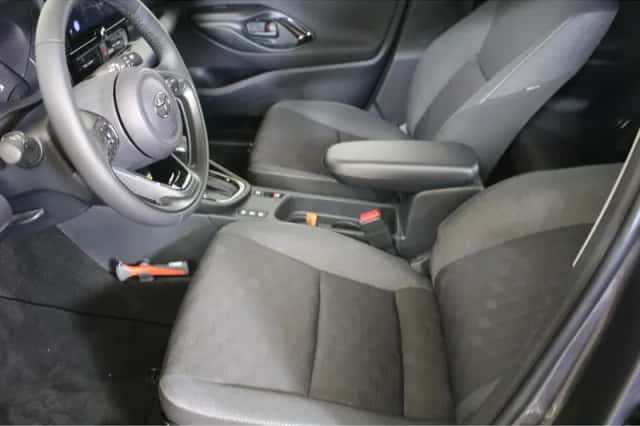 Toyota Yaris (2025) thumbnail 18