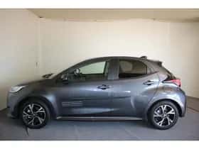 Toyota Yaris (2025) thumbnail 3