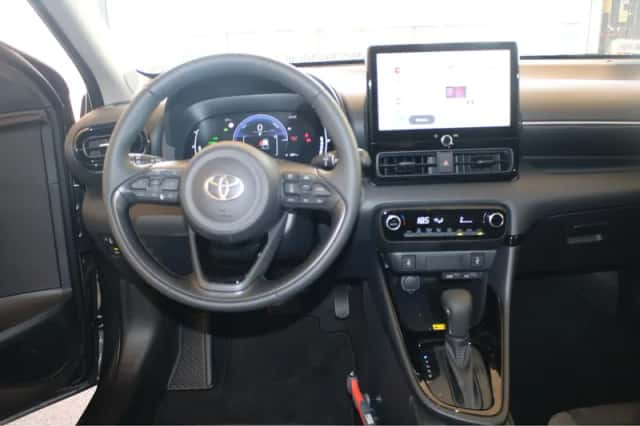 Toyota Yaris (2025) thumbnail 6