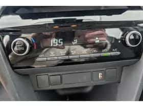 Toyota Yaris Cross (2024) thumbnail 24