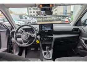 Toyota Yaris Cross (2024) thumbnail 7