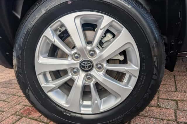 Toyota Yaris Cross (2024) thumbnail 11
