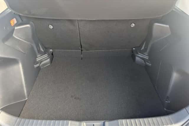 Toyota Yaris Cross (2024) thumbnail 17