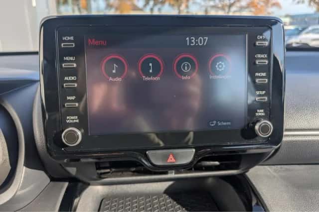 Toyota Yaris Cross (2024) thumbnail 25