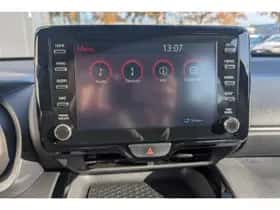 Toyota Yaris Cross (2024) thumbnail 25