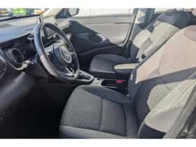 Toyota Yaris Cross (2024) thumbnail 6