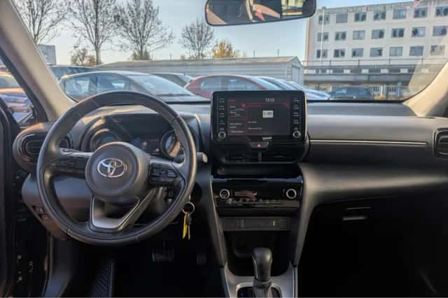 Toyota Yaris Cross (2024) thumbnail 7