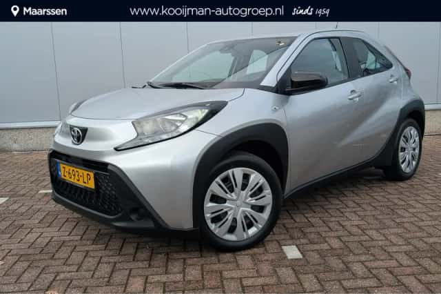Toyota Aygo (2024) thumbnail 1