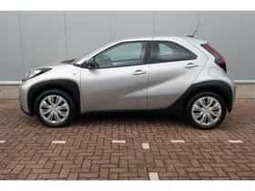 Toyota Aygo (2024) thumbnail 3