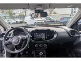 Toyota Aygo (2024) thumbnail 7