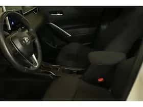 Toyota Corolla (2024) thumbnail 2