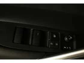 Toyota Corolla (2024) thumbnail 23