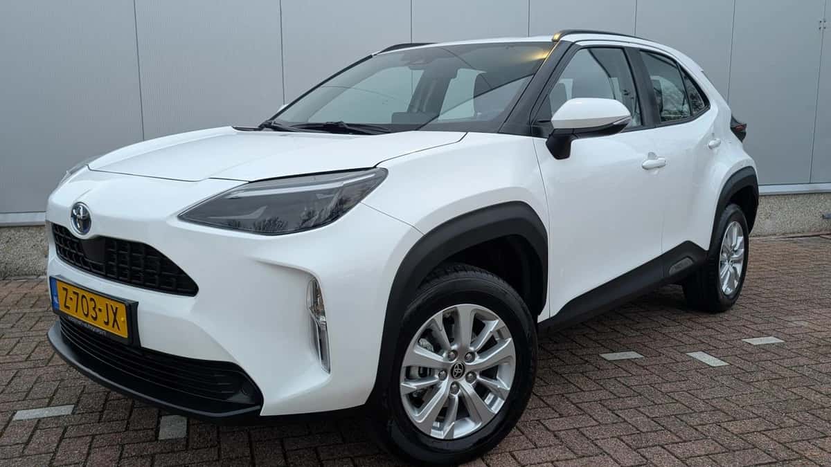 Toyota Yaris Cross (2024) — foto 1