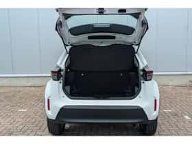 Toyota Yaris Cross (2024) thumbnail 9