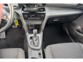 Toyota Yaris Cross (2023) thumbnail 23