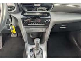 Toyota Yaris Cross (2023) thumbnail 25