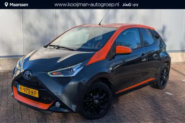 Toyota Aygo (2021) thumbnail 1
