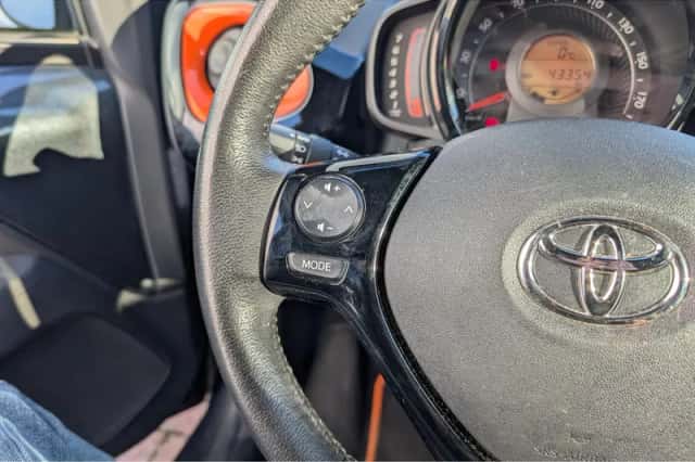 Toyota Aygo (2021) thumbnail 23