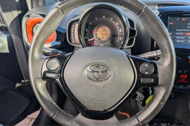 Toyota Aygo (2021) thumbnail 25