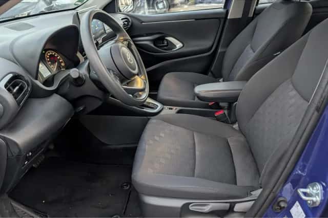 Toyota Yaris (2024) thumbnail 13