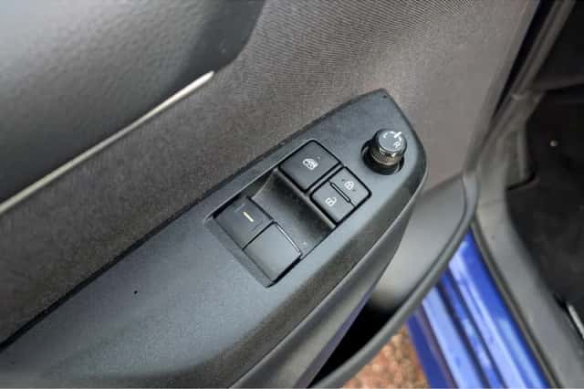 Toyota Yaris (2024) thumbnail 17