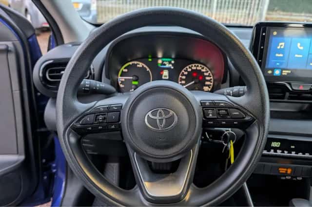Toyota Yaris (2024) thumbnail 22