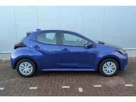 Toyota Yaris (2024) thumbnail 6