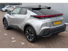 Toyota C-HR (2025) thumbnail 9