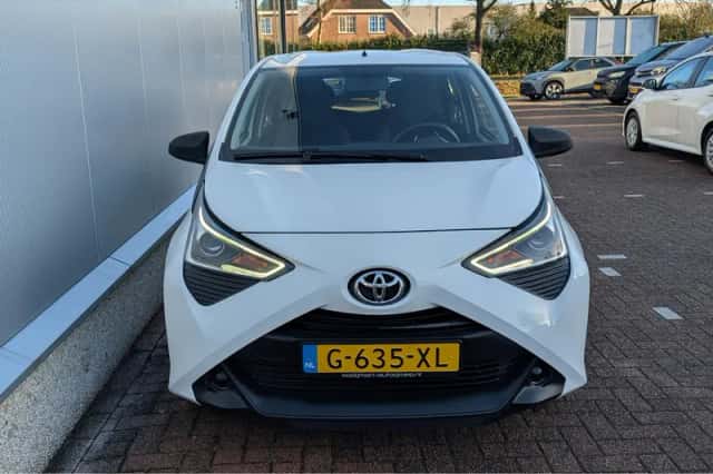 Toyota Aygo (2020) thumbnail 13