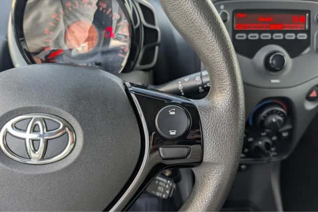 Toyota Aygo (2020) thumbnail 17
