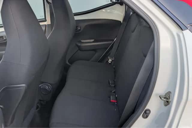 Toyota Aygo (2020) thumbnail 19