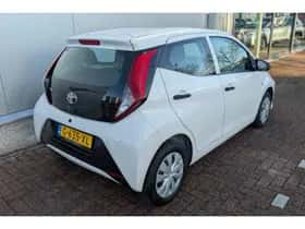 Toyota Aygo (2020) thumbnail 4