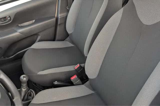 Toyota Aygo (2020) thumbnail 6