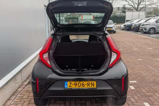 Toyota Aygo (2024) thumbnail 12