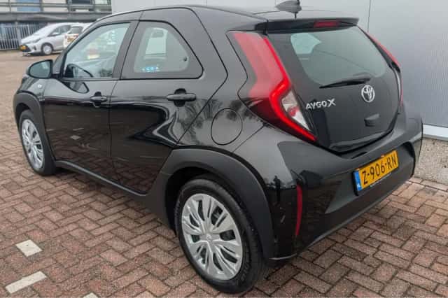 Toyota Aygo (2024) thumbnail 3