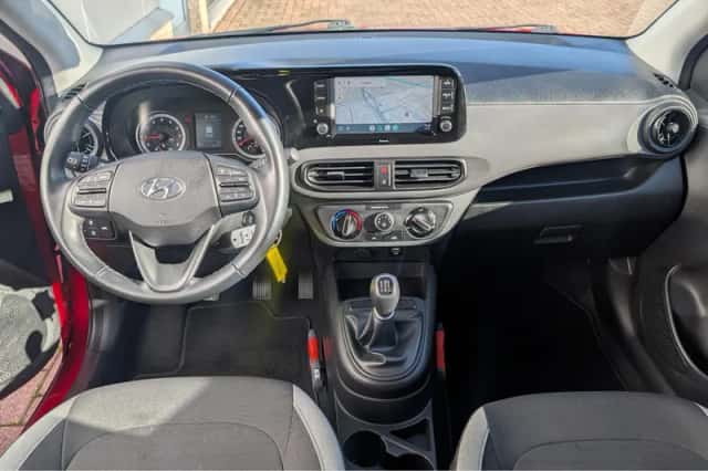 Hyundai i10 (2022) thumbnail 16