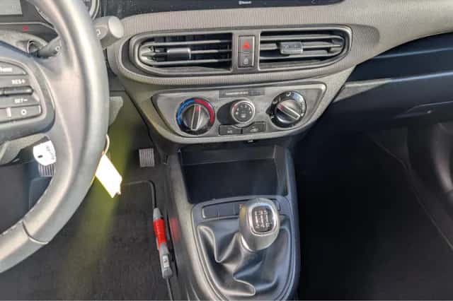Hyundai i10 (2022) thumbnail 22