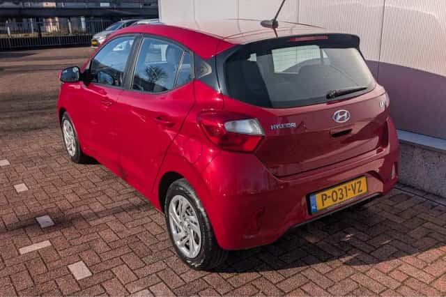 Hyundai i10 (2022) thumbnail 4