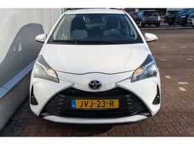 Toyota Yaris (2020) thumbnail 12