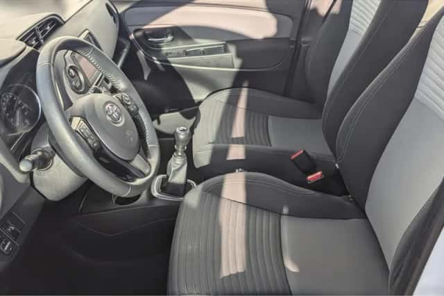 Toyota Yaris (2020) thumbnail 14