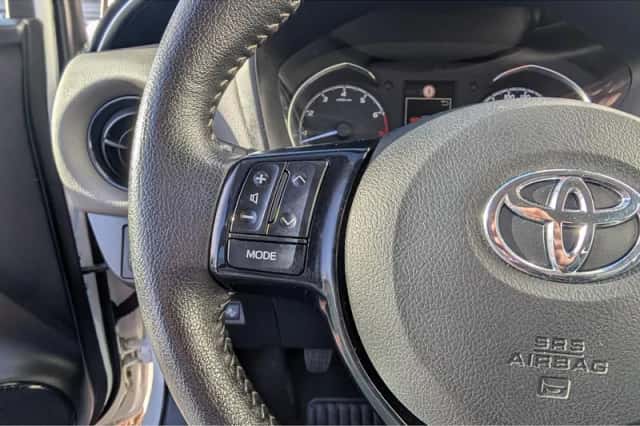 Toyota Yaris (2020) thumbnail 21