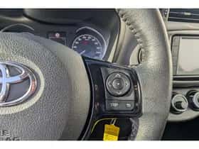 Toyota Yaris (2020) thumbnail 22